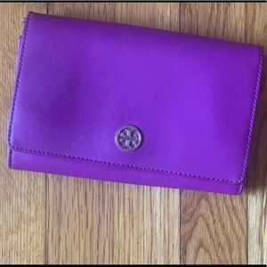 Tory Burch Robinson chain wallet